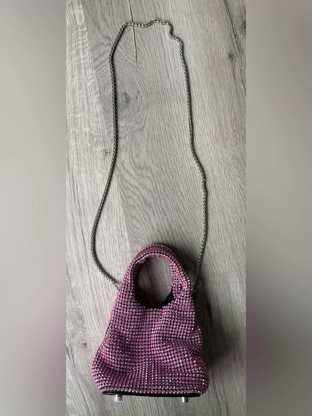 NEW GIARITÉ Brilly Pink Bucket Bag w Silver Tone Crossbody Chain